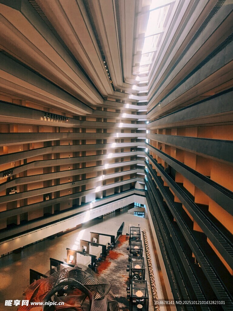宏伟图书馆内景