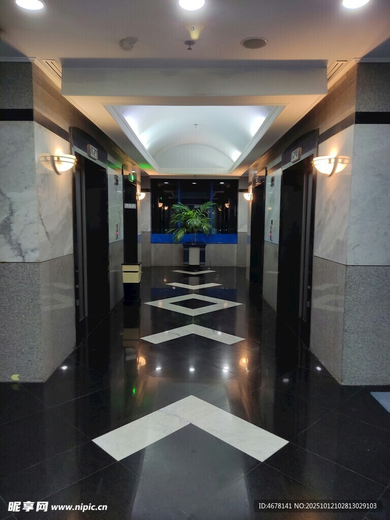 现代风格豪华走廊空间