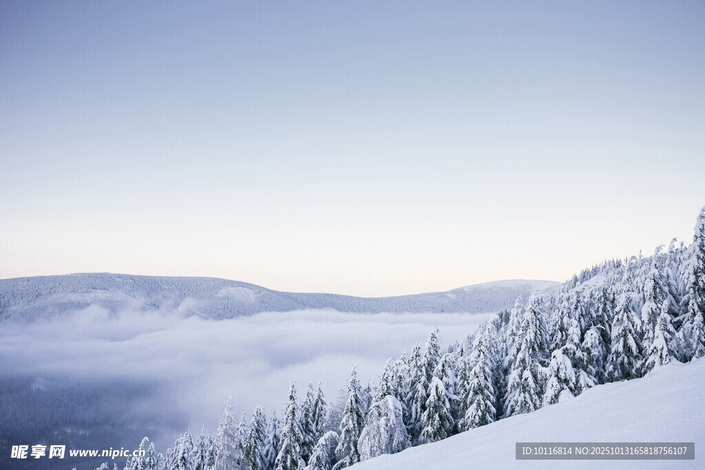 雪山