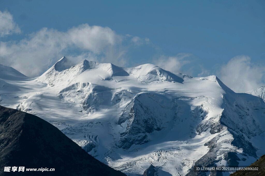 壮丽雪山美景