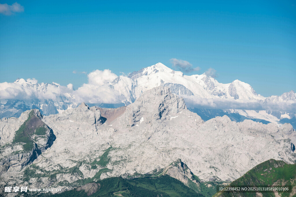 壮丽雪山美景