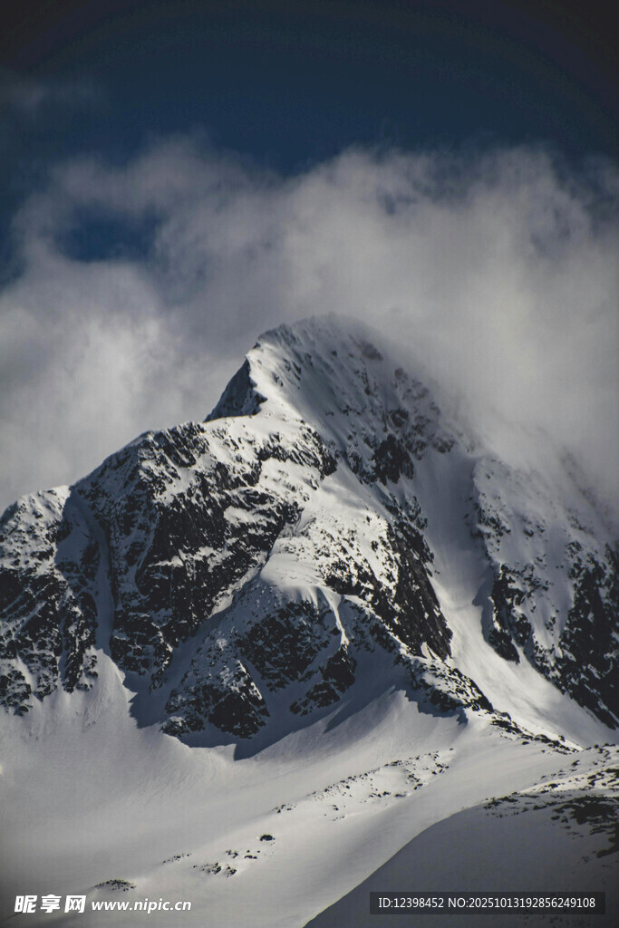 雪山美景