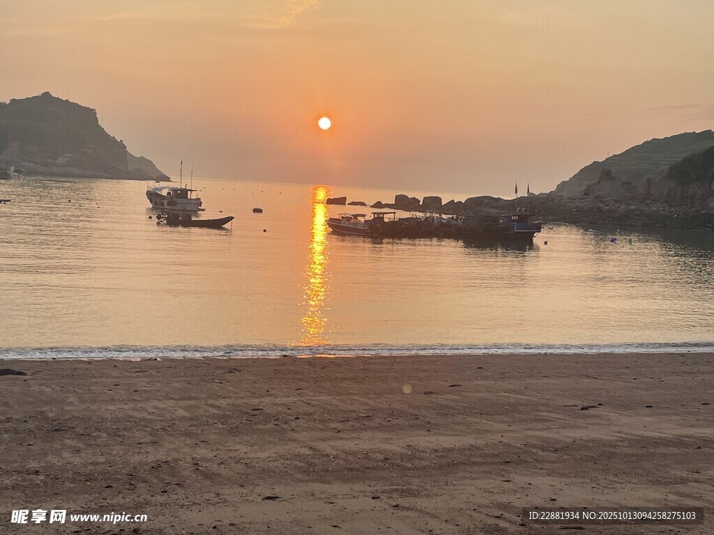 夕阳小船