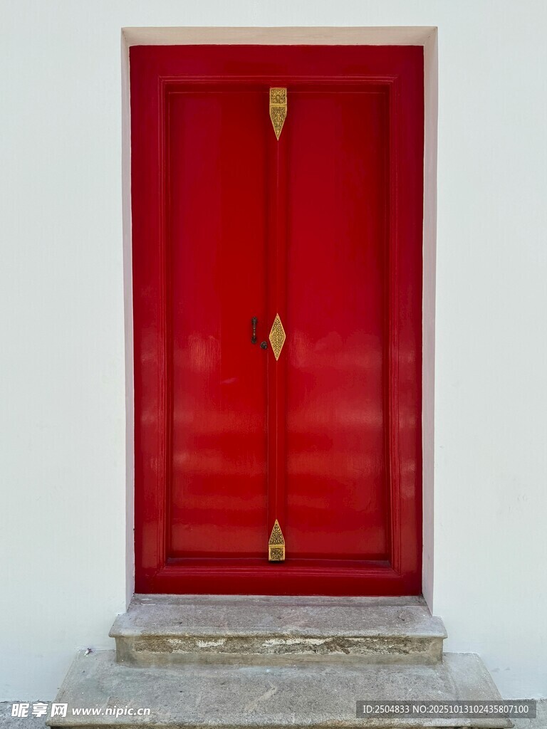 红色双开大门 简约精致
