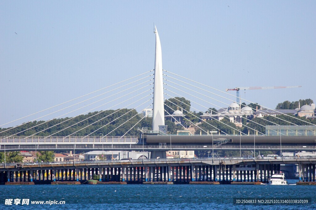 海滨城市地标建筑景观