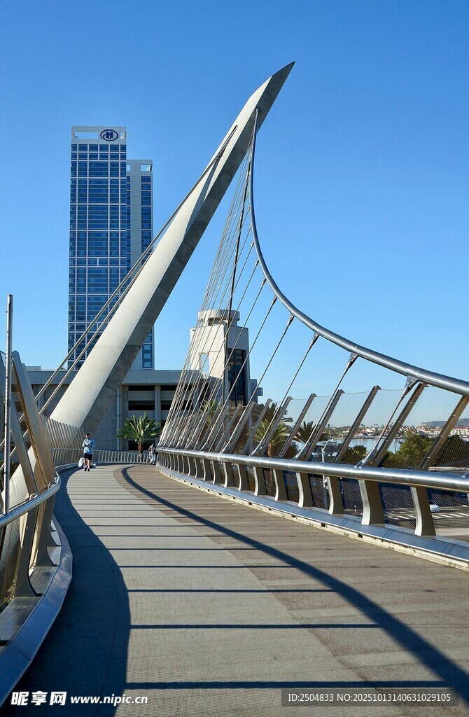 现代风格桥梁建筑景观