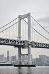 东京彩虹桥横跨水域景观