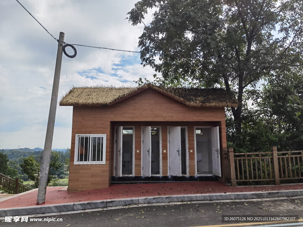 乡村小屋外观景致