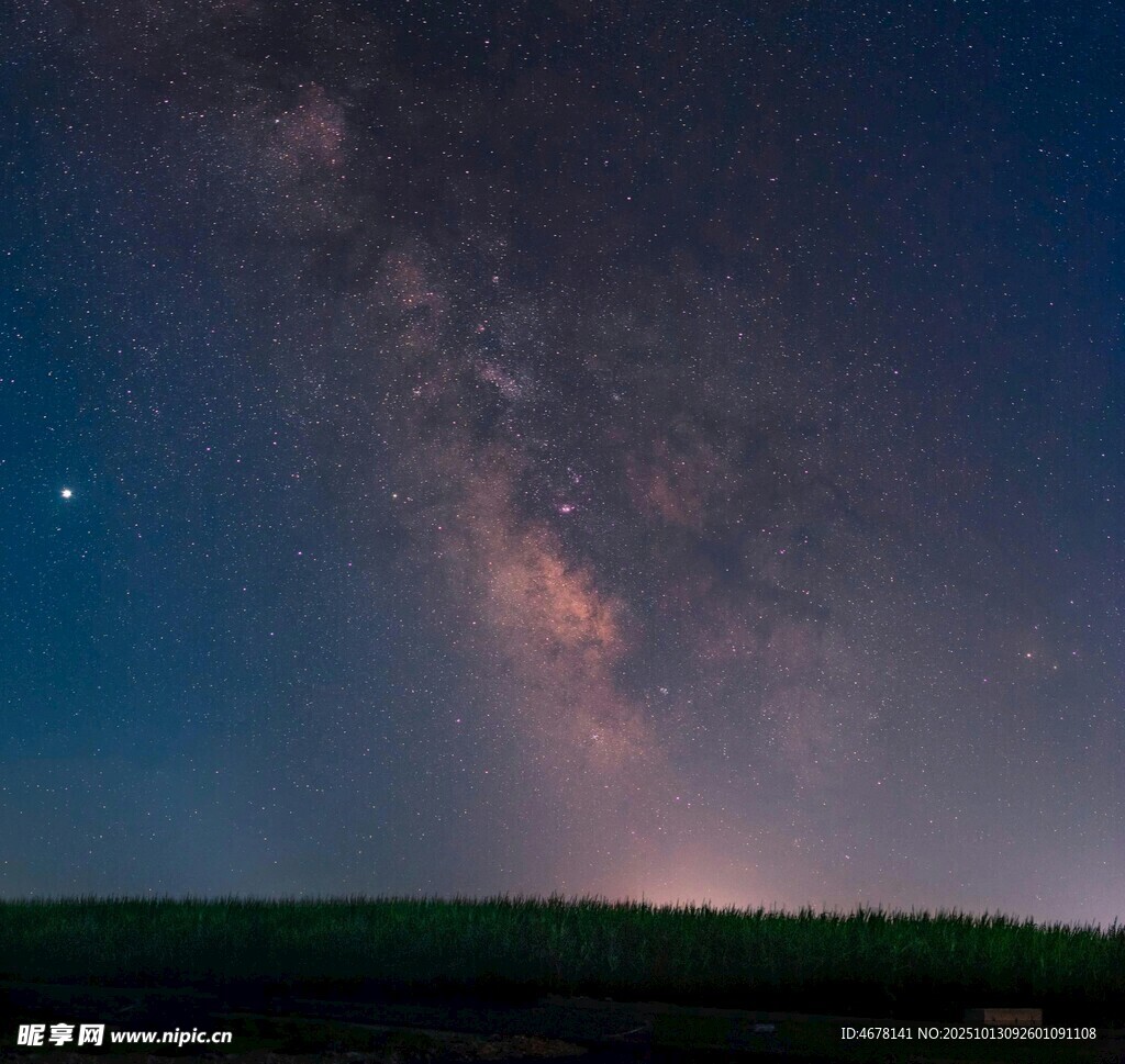 夜空下的璀璨星河