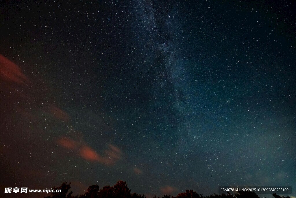 夜空下的璀璨星河