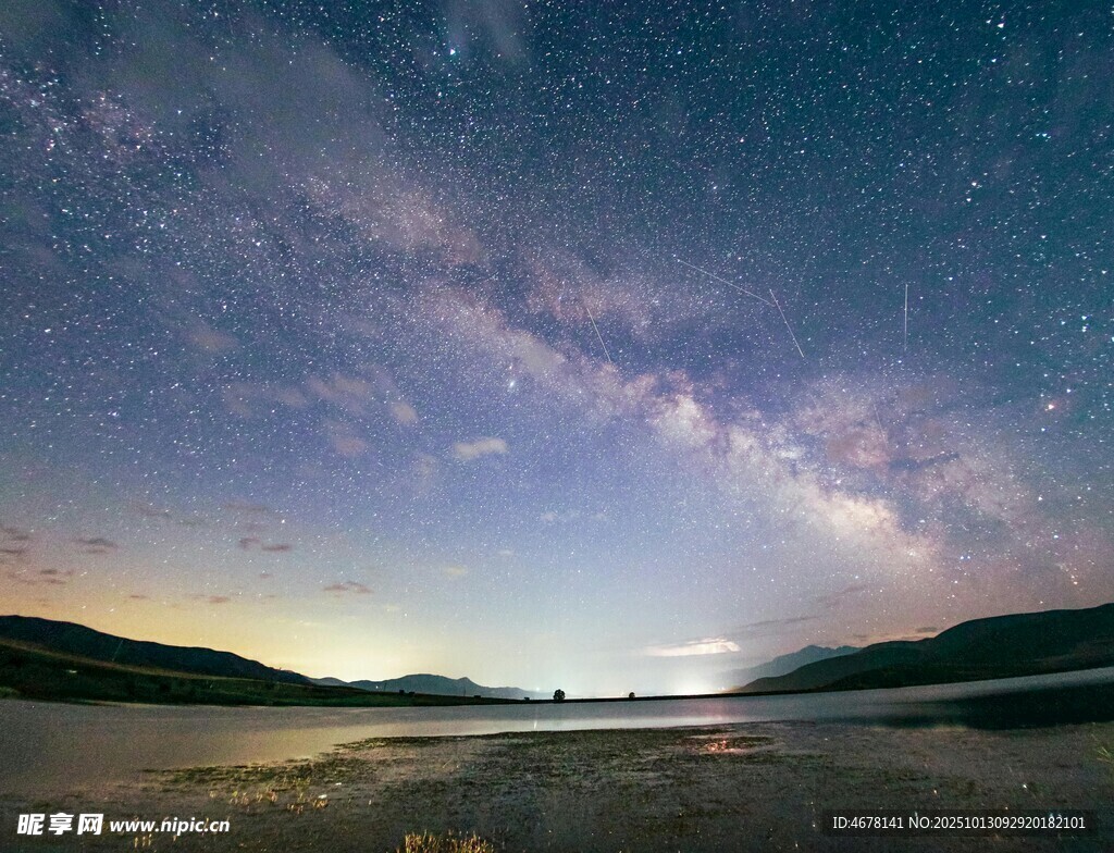 湖畔星空美景