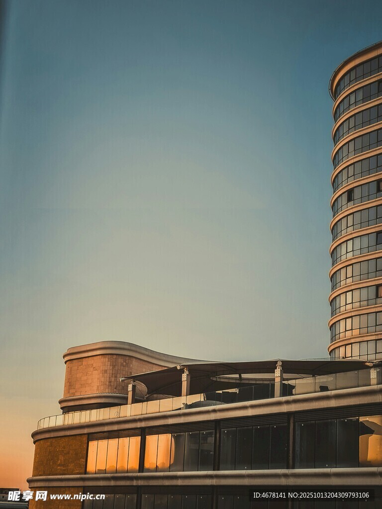 现代建筑外观的独特景致