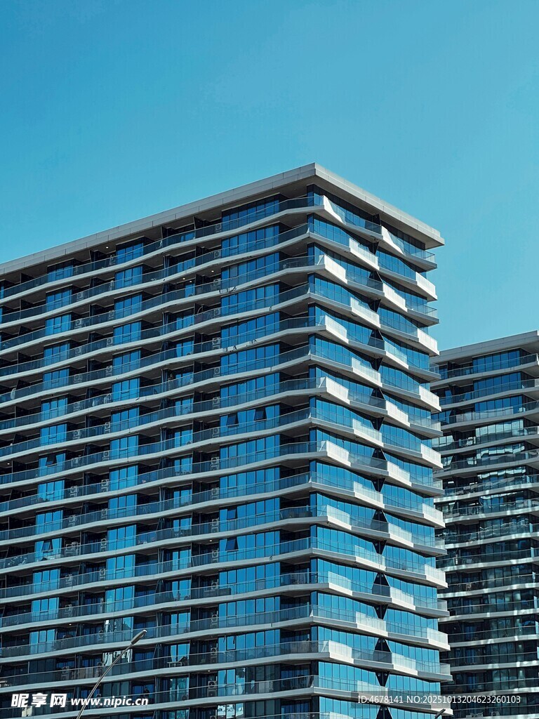 现代高层公寓建筑外观