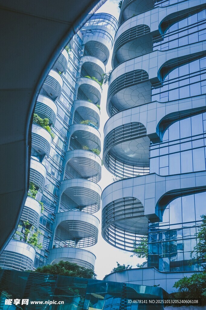 现代弧形建筑外观景观