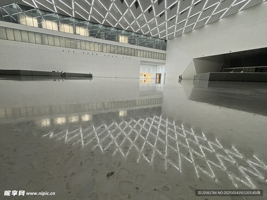 现代建筑室内空旷空间