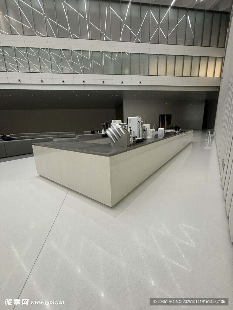 现代简约风格室内接待台