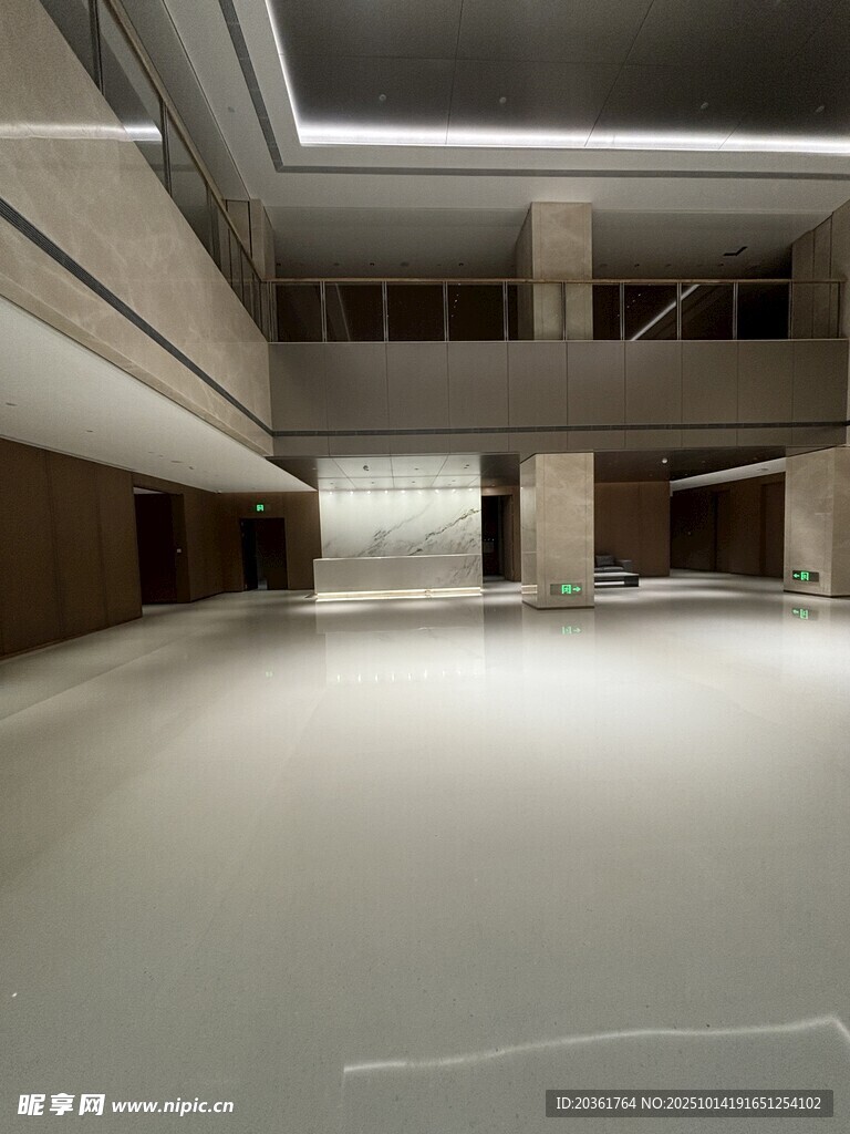 空旷现代化室内空间场景
