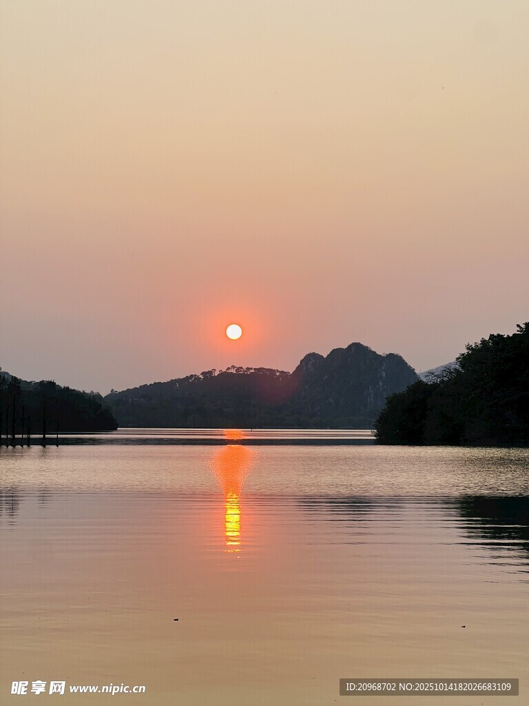 七星岩落日