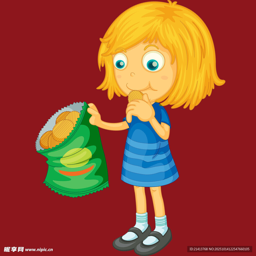 小女孩手持零食袋品尝美味
