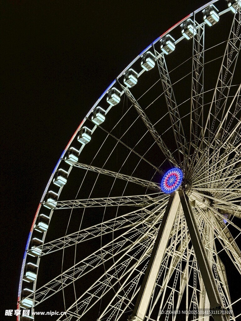 璀璨摩天轮夜景