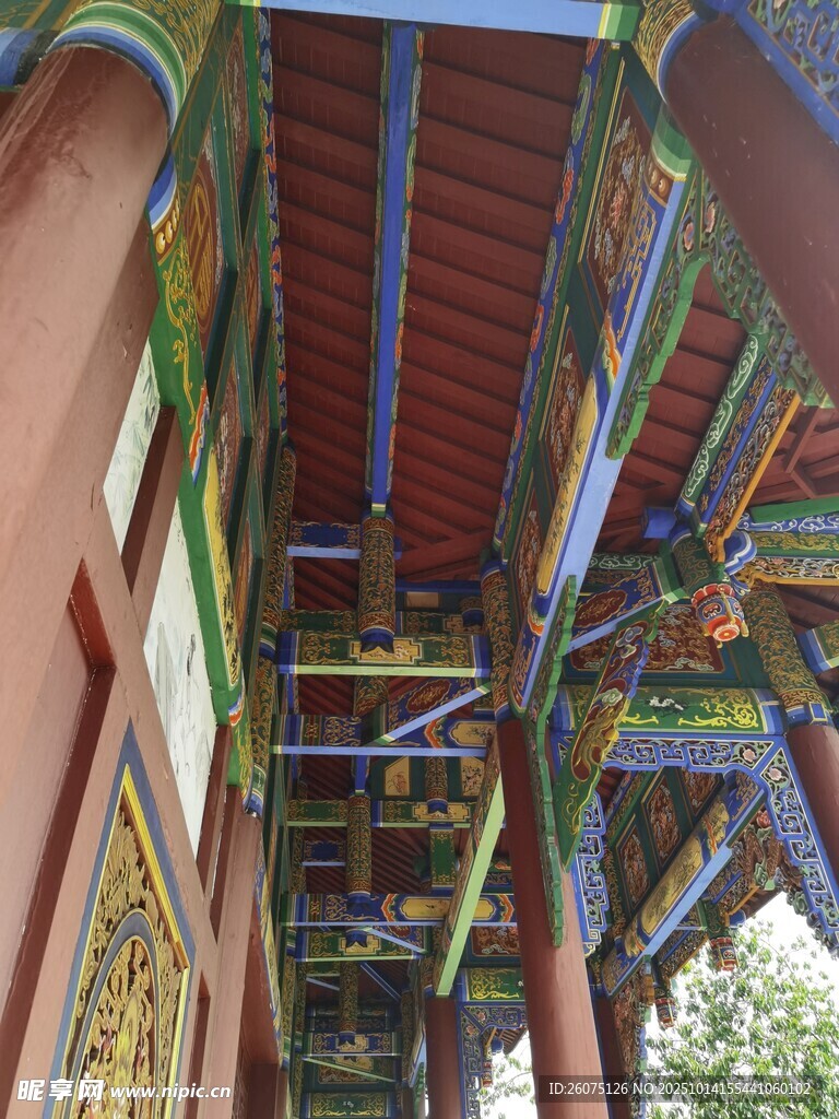 中式古建筑精美梁枋彩绘