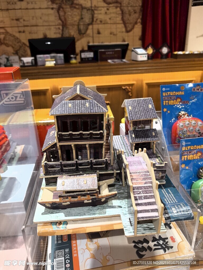 复古机械模型展示