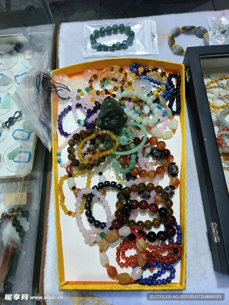 多彩精美首饰展示