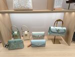 清新色系女士手提包展示
