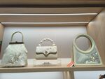 精致浅绿色系手提包包展示
