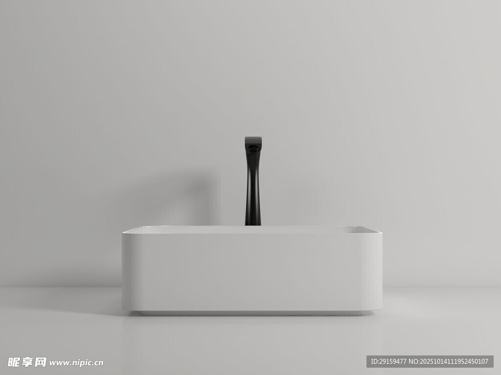 简约白色洗手盆及水龙头
