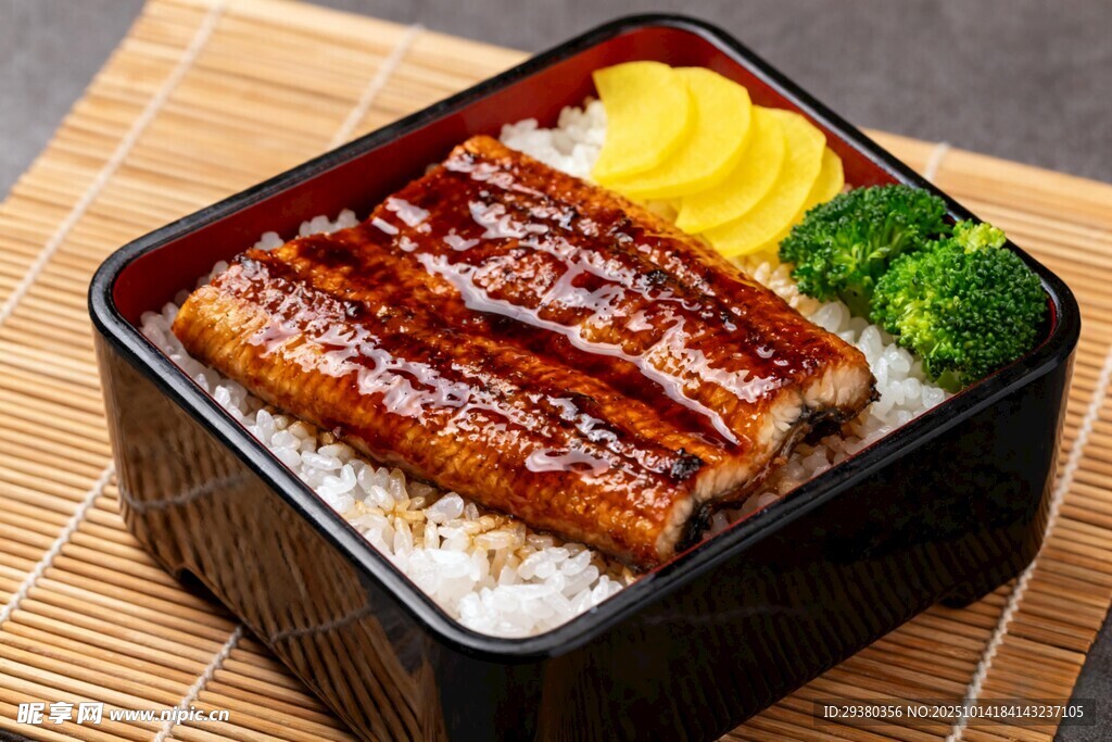 鳗鱼饭
