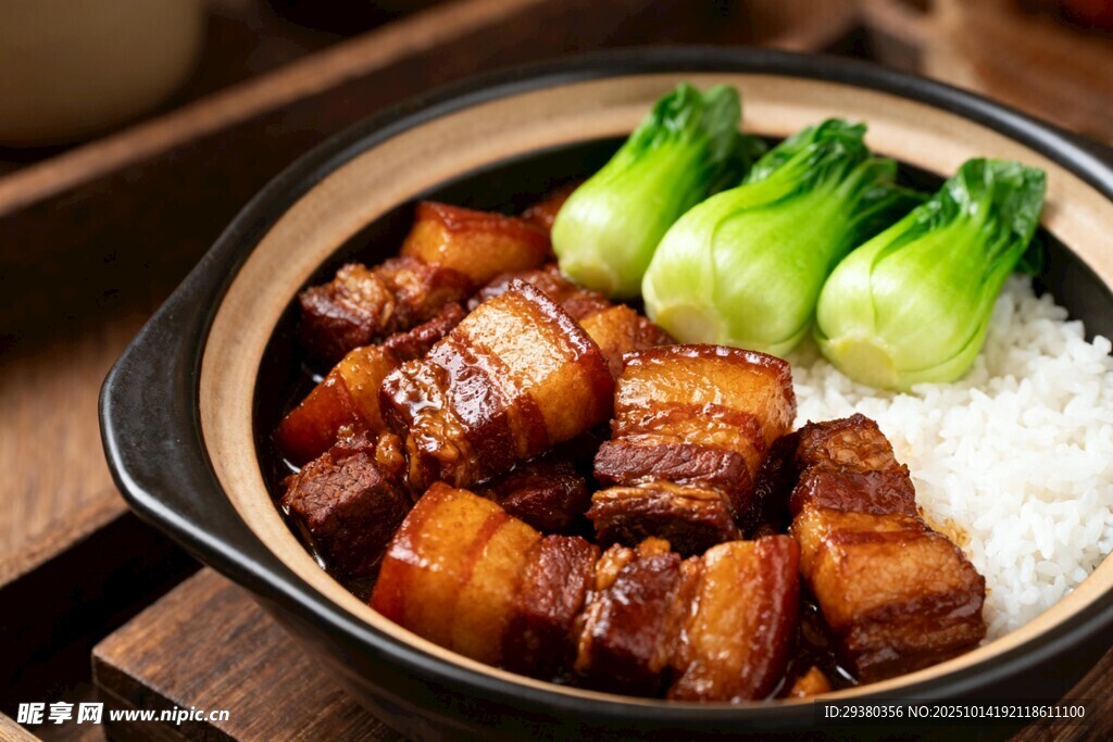 红烧肉盖饭
