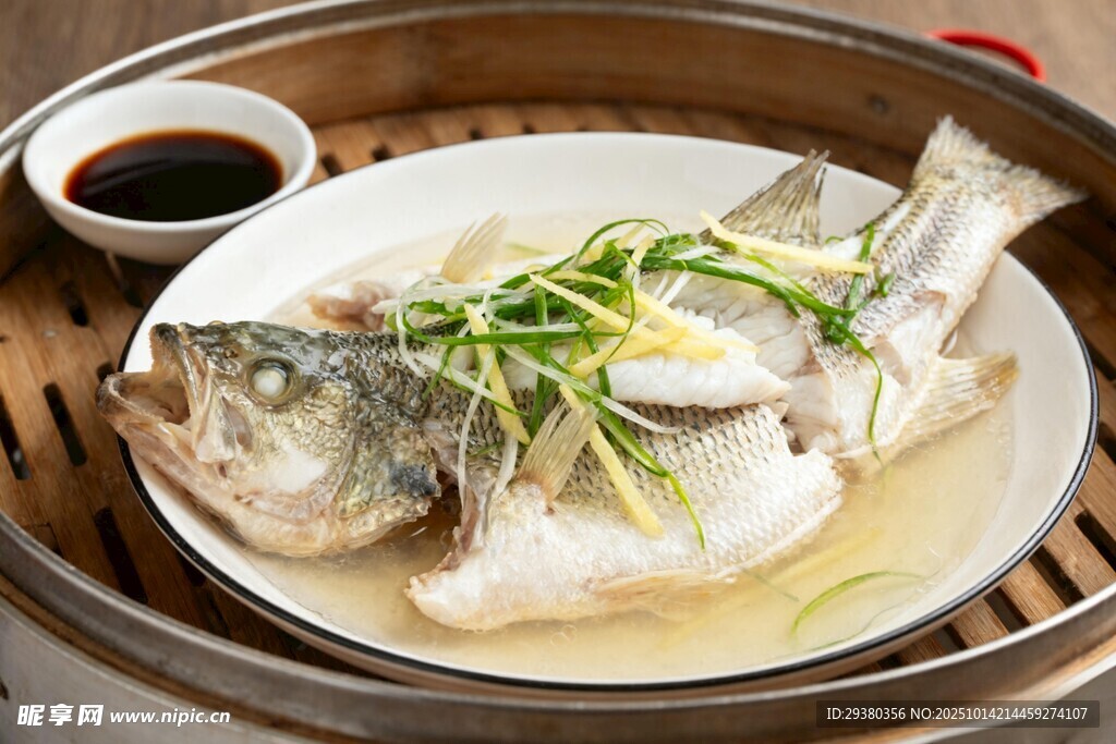 清蒸鲜鱼