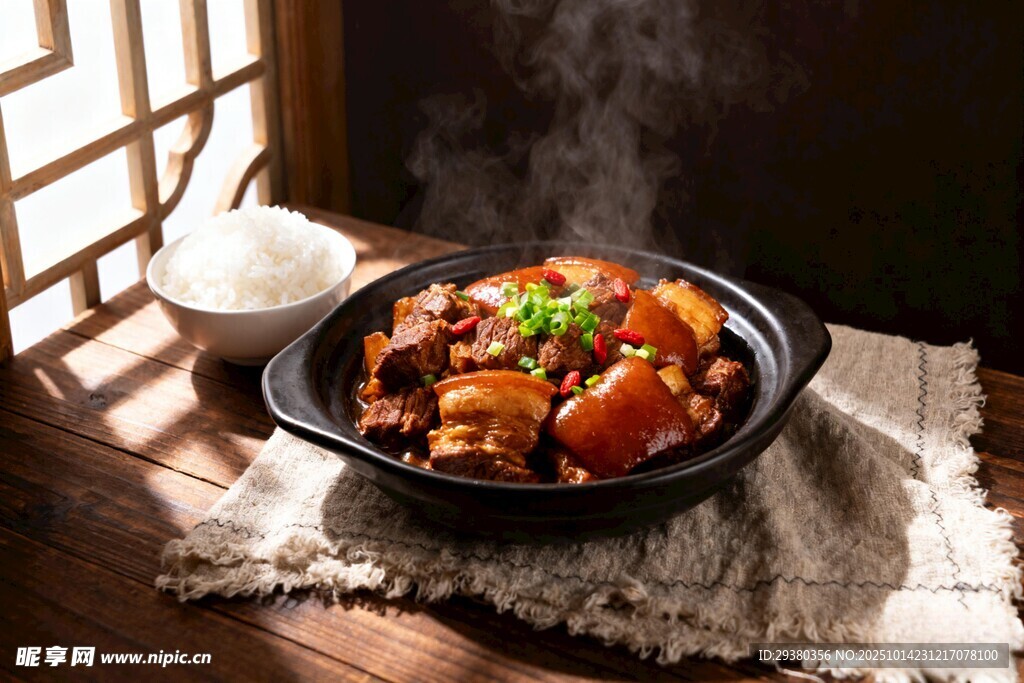 砂锅红烧肉