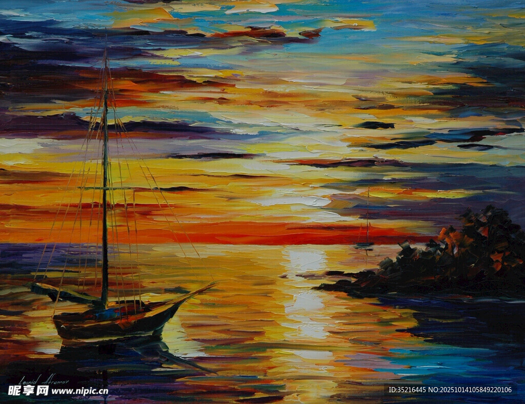 海上日落时的静谧帆船