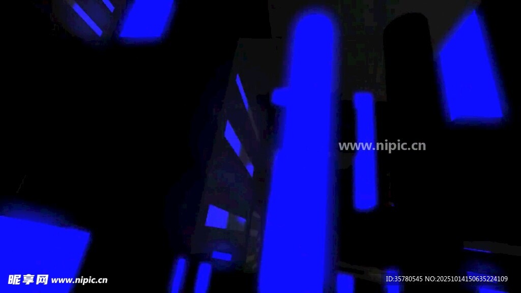 蓝色光影营造神秘空间