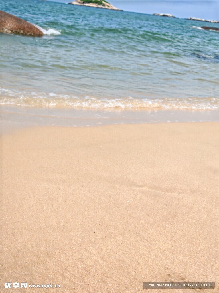 金色沙滩  干净的沙滩碧蓝海水