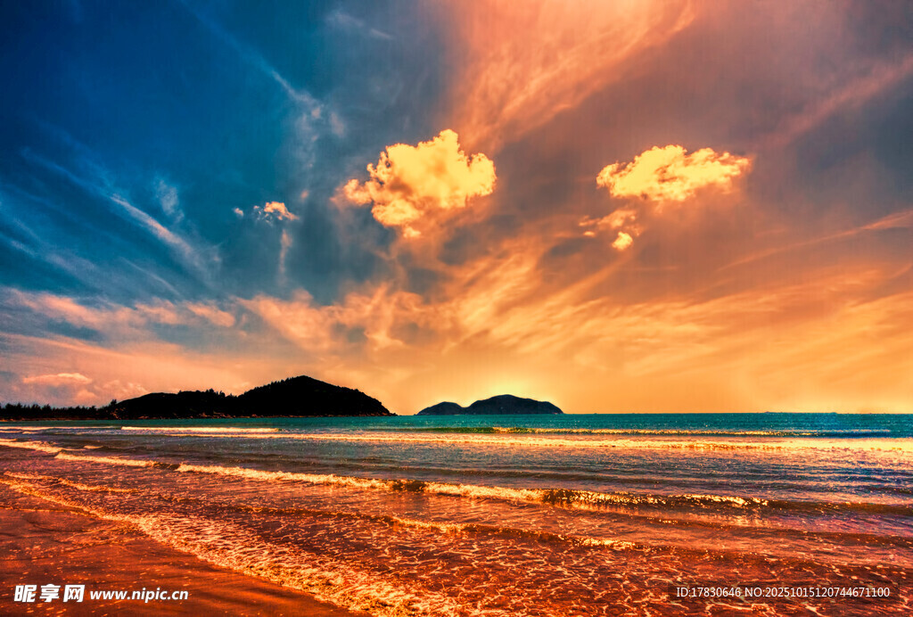 海边绚丽晚霞与沙滩美景