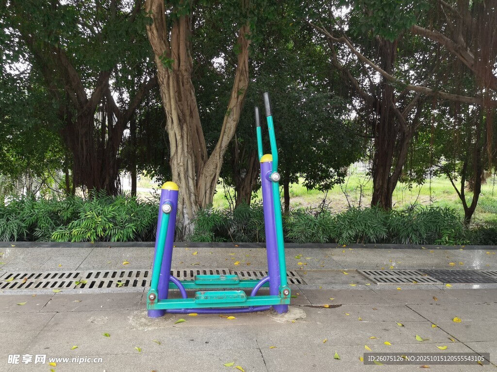 户外公园健身器材