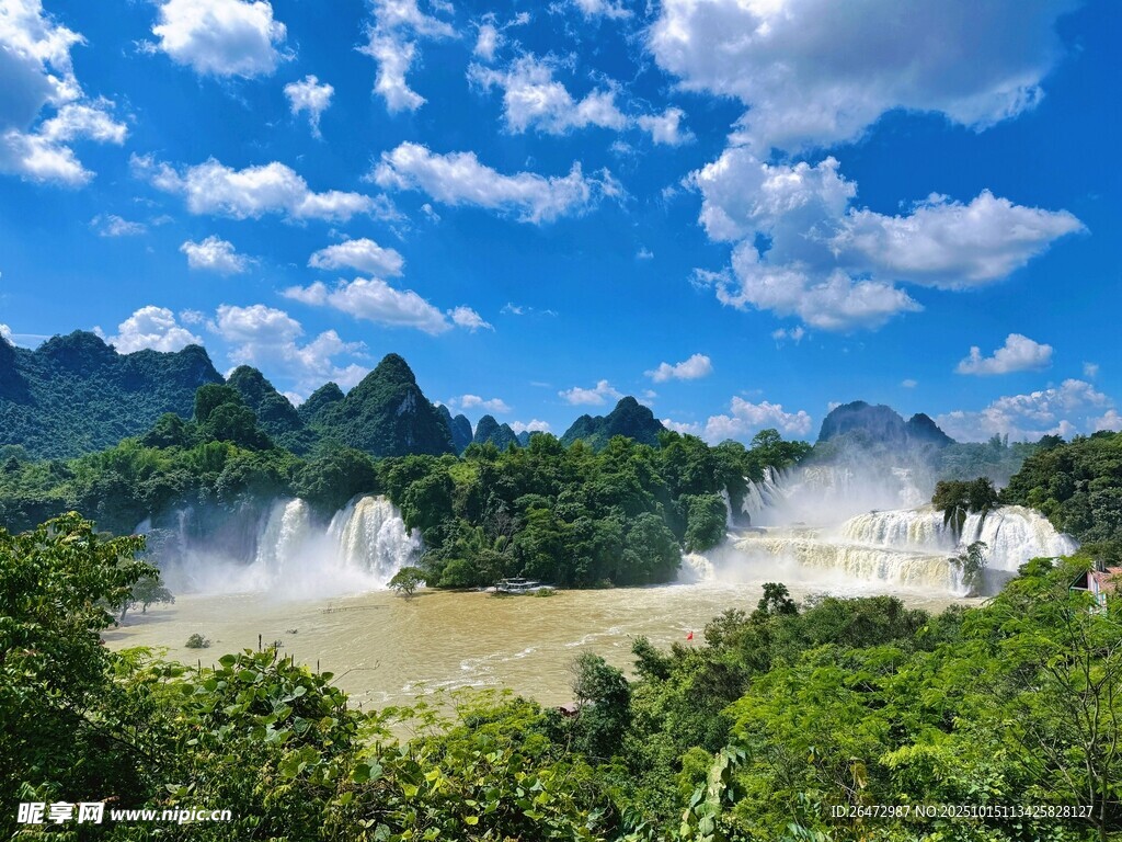 广西崇左德天跨国瀑布
