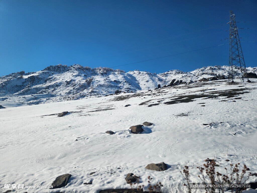 雪山景致 