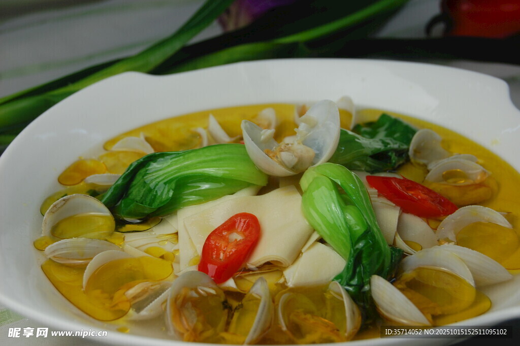 美味海鲜蔬菜汤
