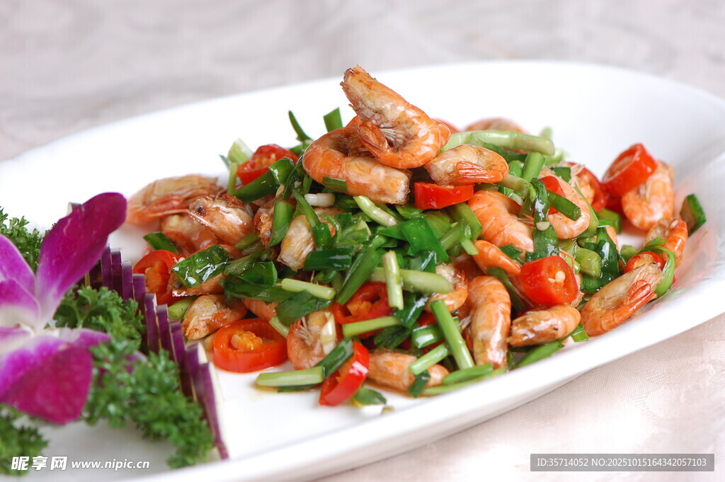 美味虾仁蔬菜小炒