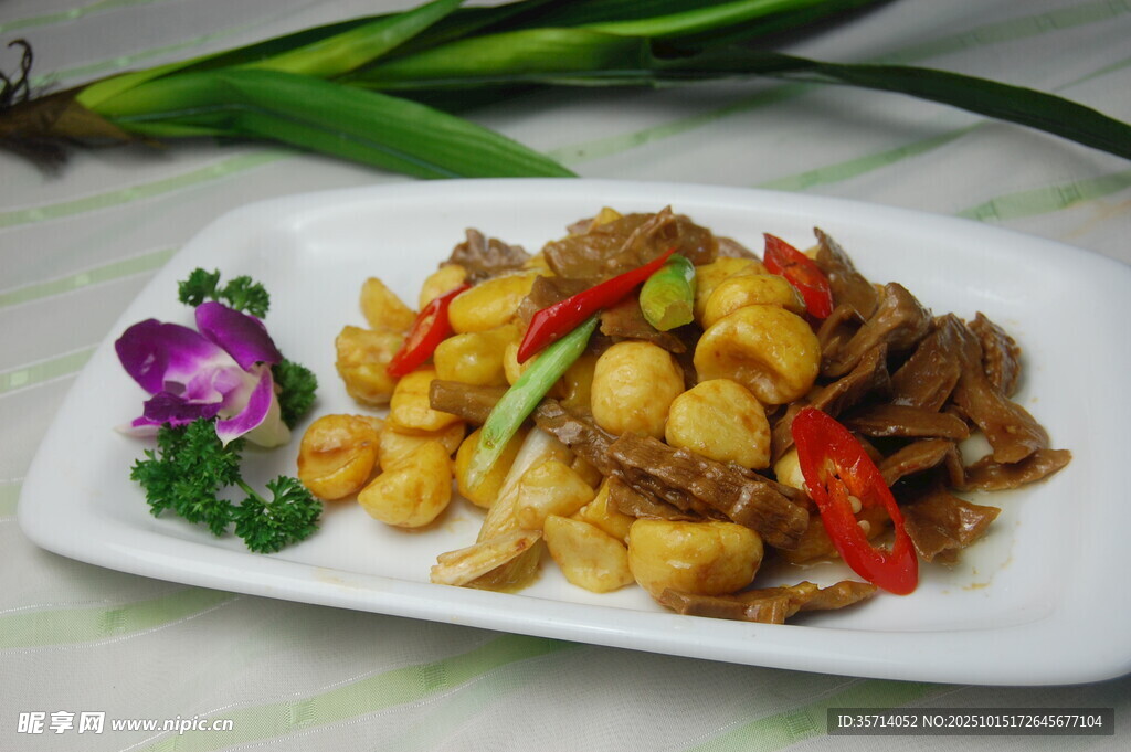 美味炒馍丁色香味俱全