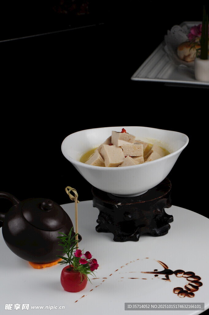精致中式美食摆盘展示