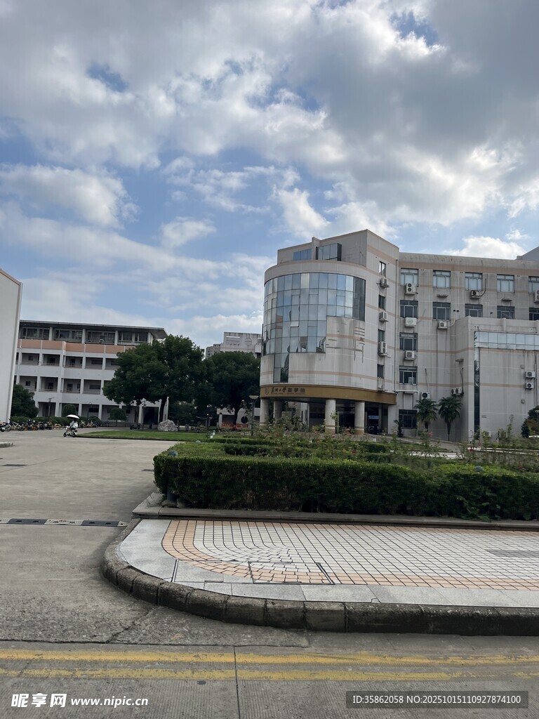 天空