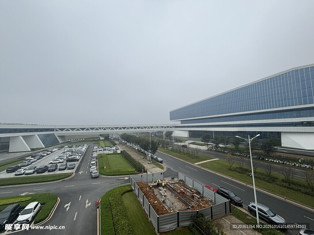 机场周边道路及建筑景观