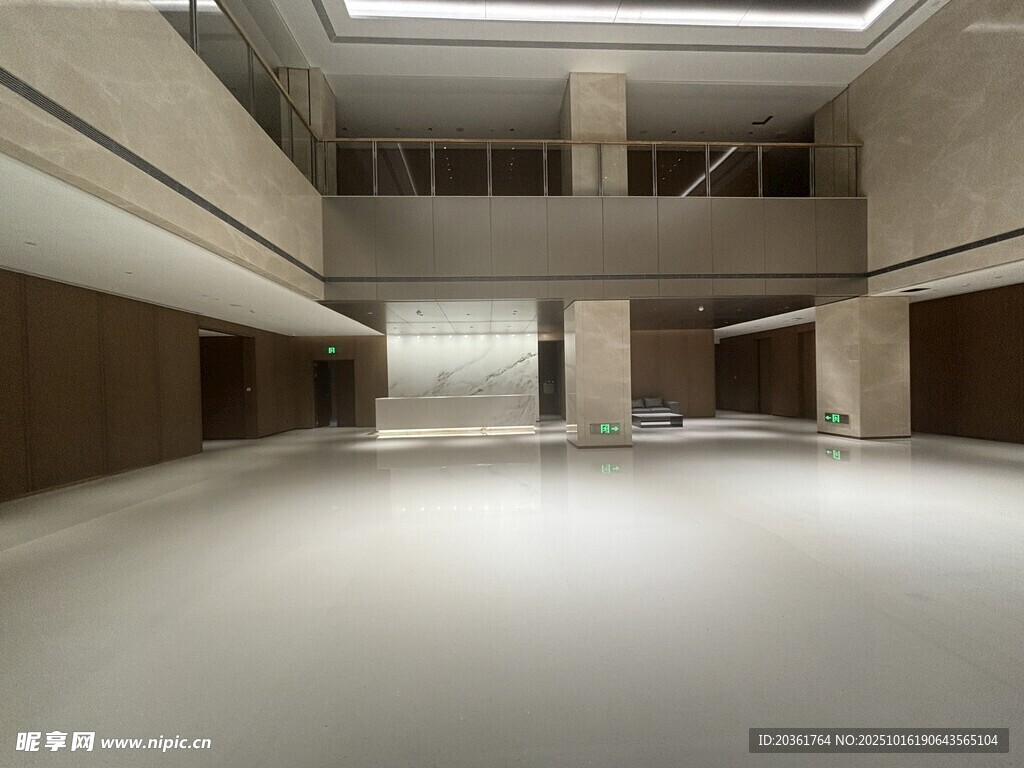 空旷现代室内空间场景