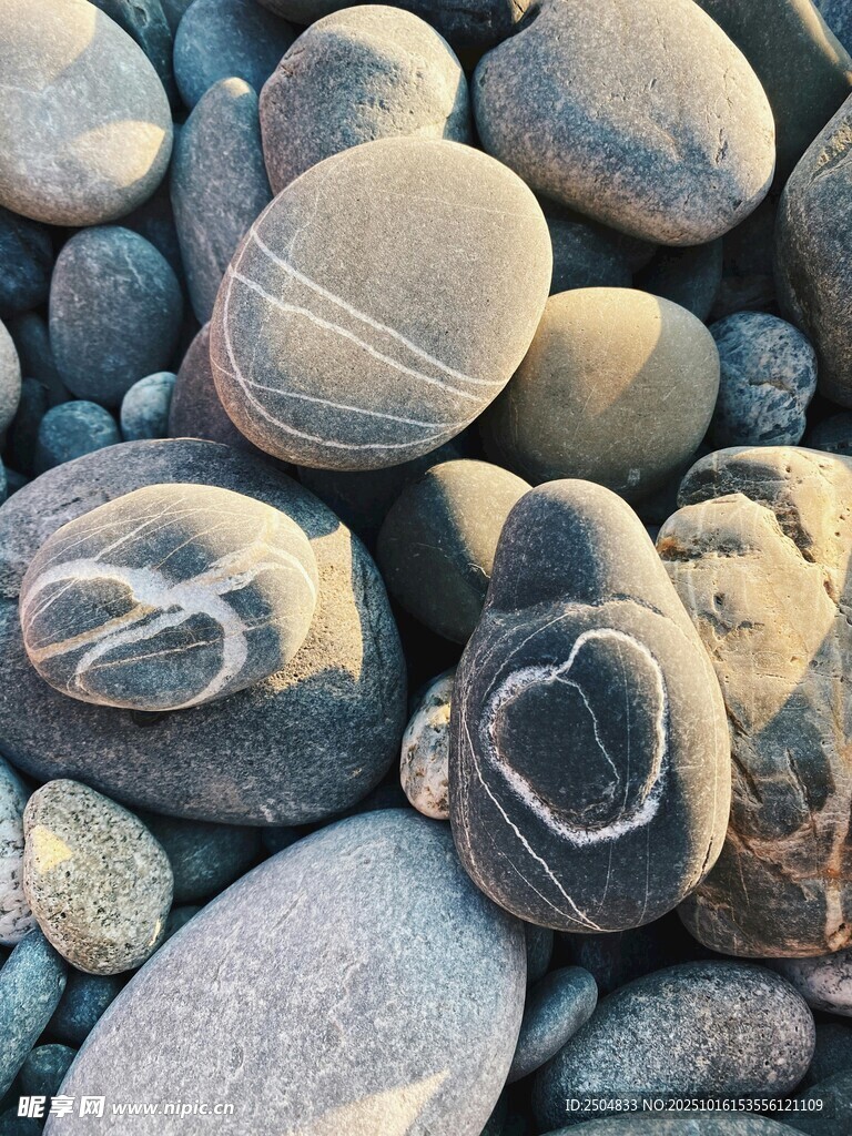 多彩纹理鹅卵石特写