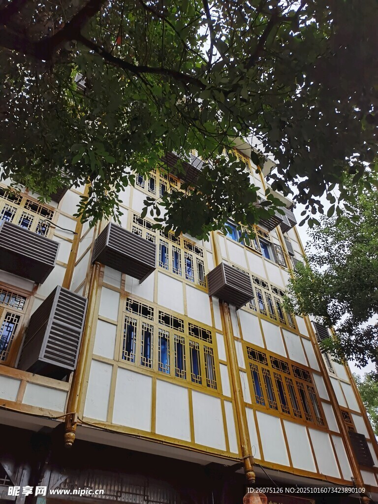复古风格建筑外观